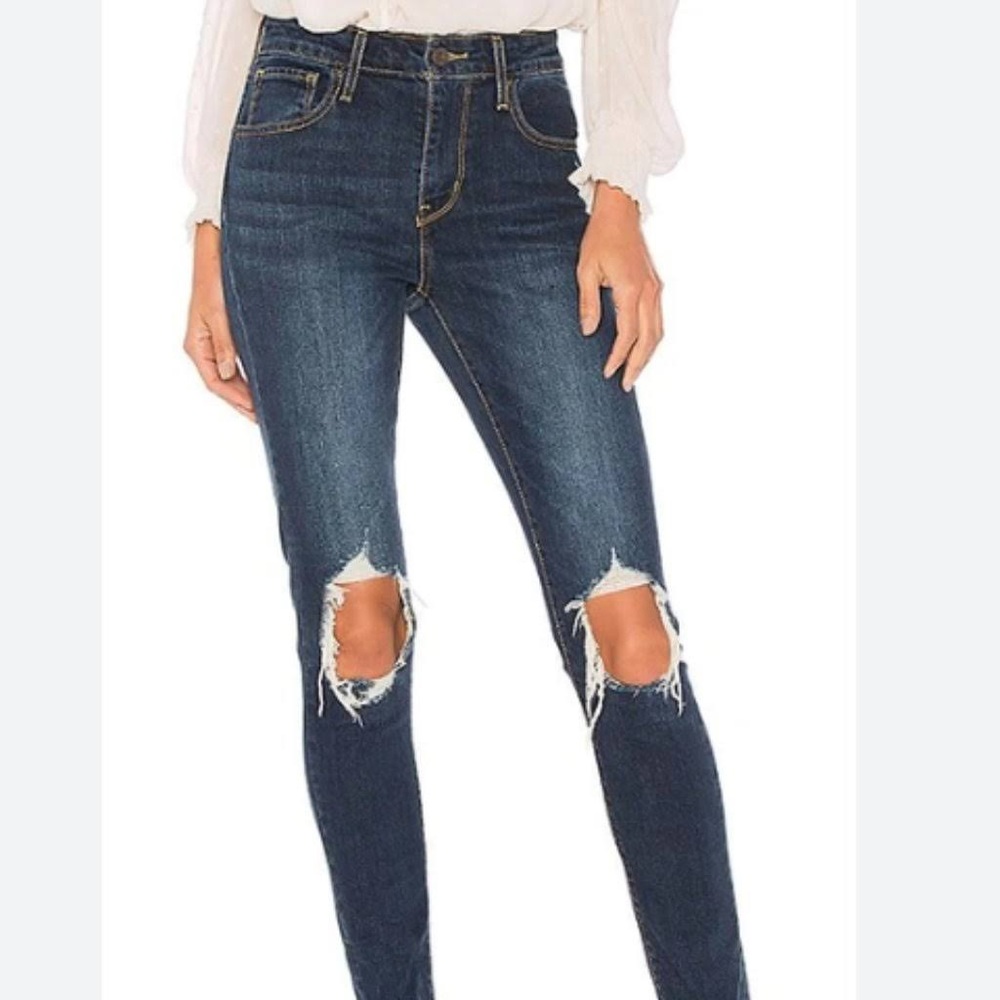 Levi's 721 High Rise Skinny Jeans in Rough Day Dark Wash Denim